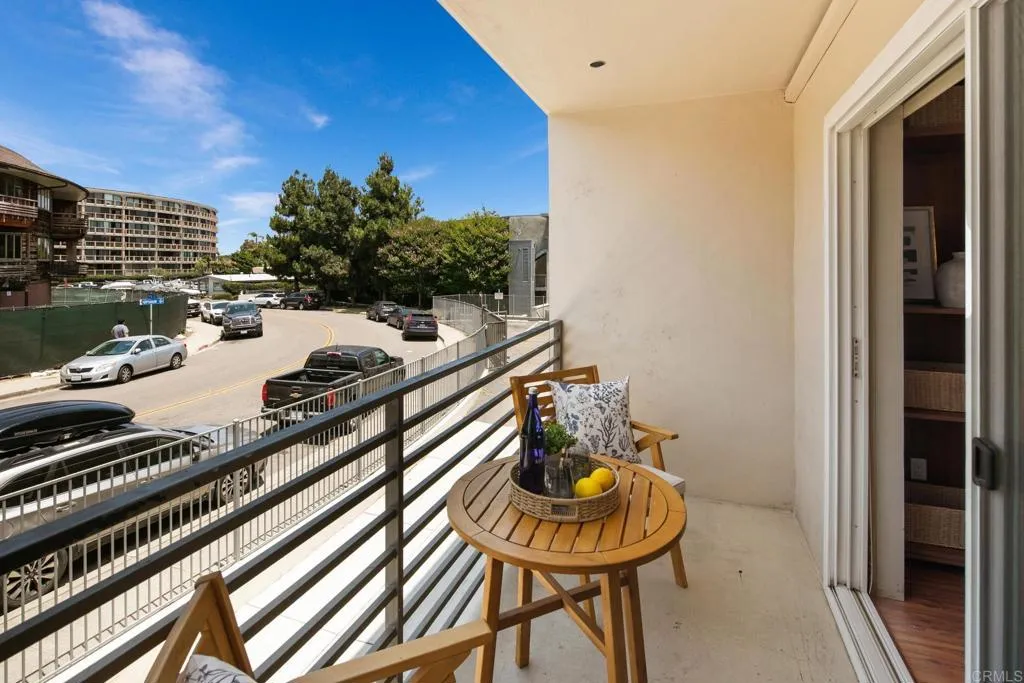 https://cdn.realtyfeed.com/cdn/127/306484650/bd9566e0f506b6de1b7bafad76f54197.webp