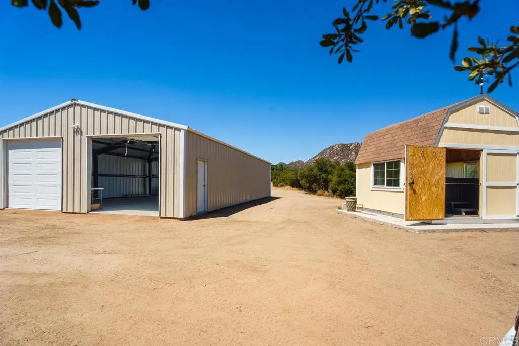 https://cdn.realtyfeed.com/cdn/127/306484741/28f1b60cbf6dd0474bfaa4a4b0280f3b.webp