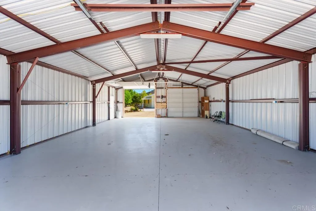 https://cdn.realtyfeed.com/cdn/127/306484741/e4769bae64b7d80c67d301fb5b1bae0e.webp