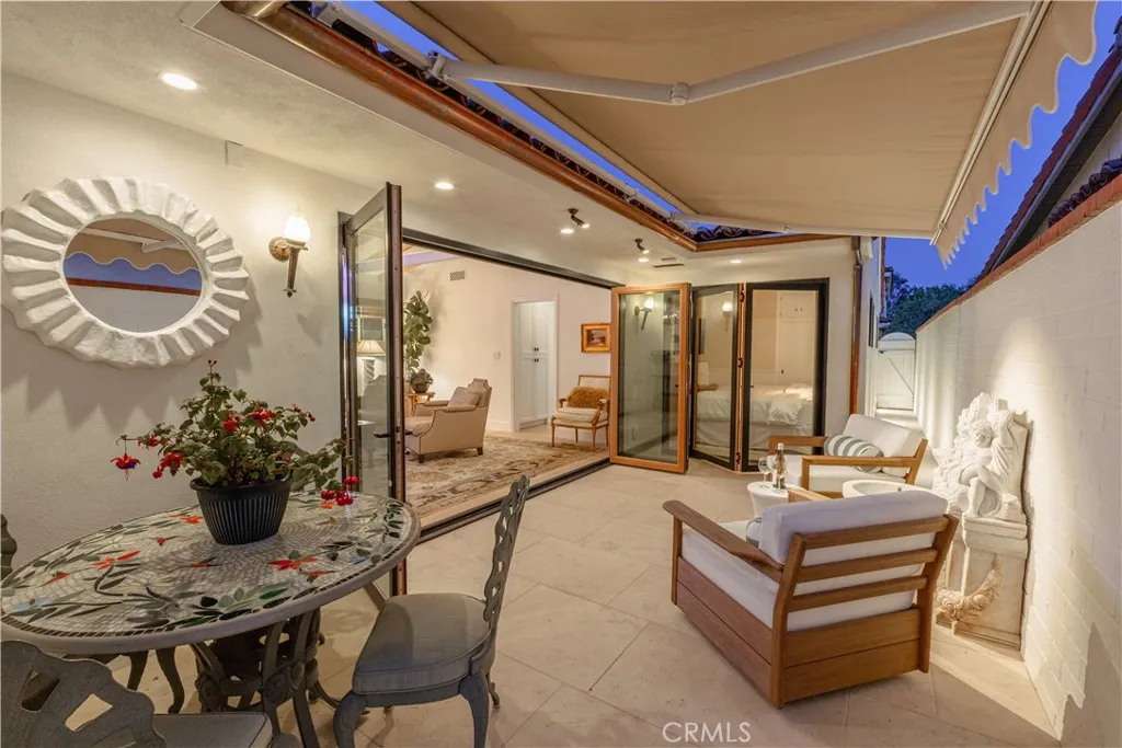 Newport Beach, CA 92663