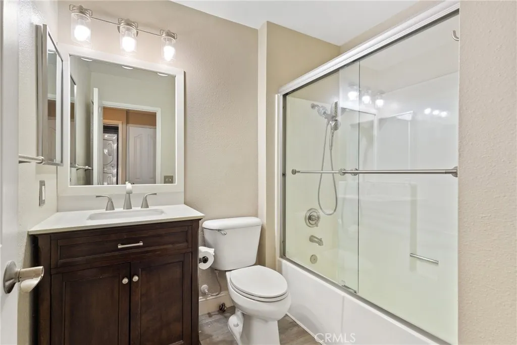 Photo #13: OC25133633 Listing: Photo #13