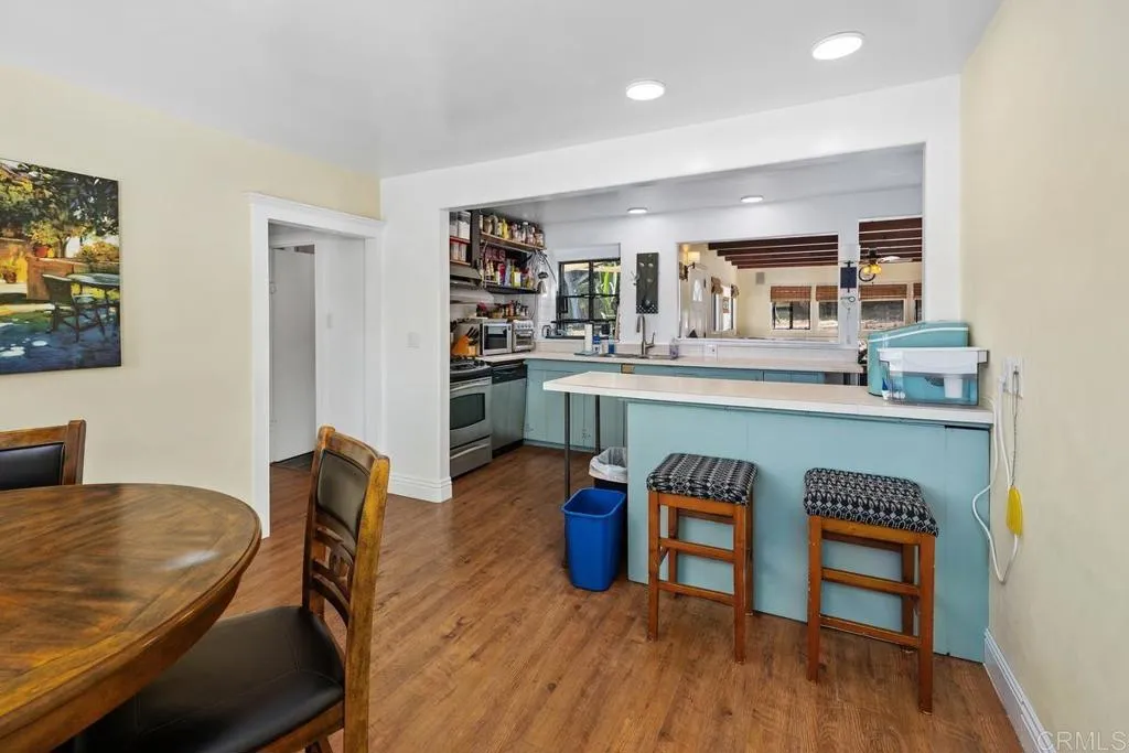 https://cdn.realtyfeed.com/cdn/127/306484980/35da3261e342e0722ca25a19279953a9.webp