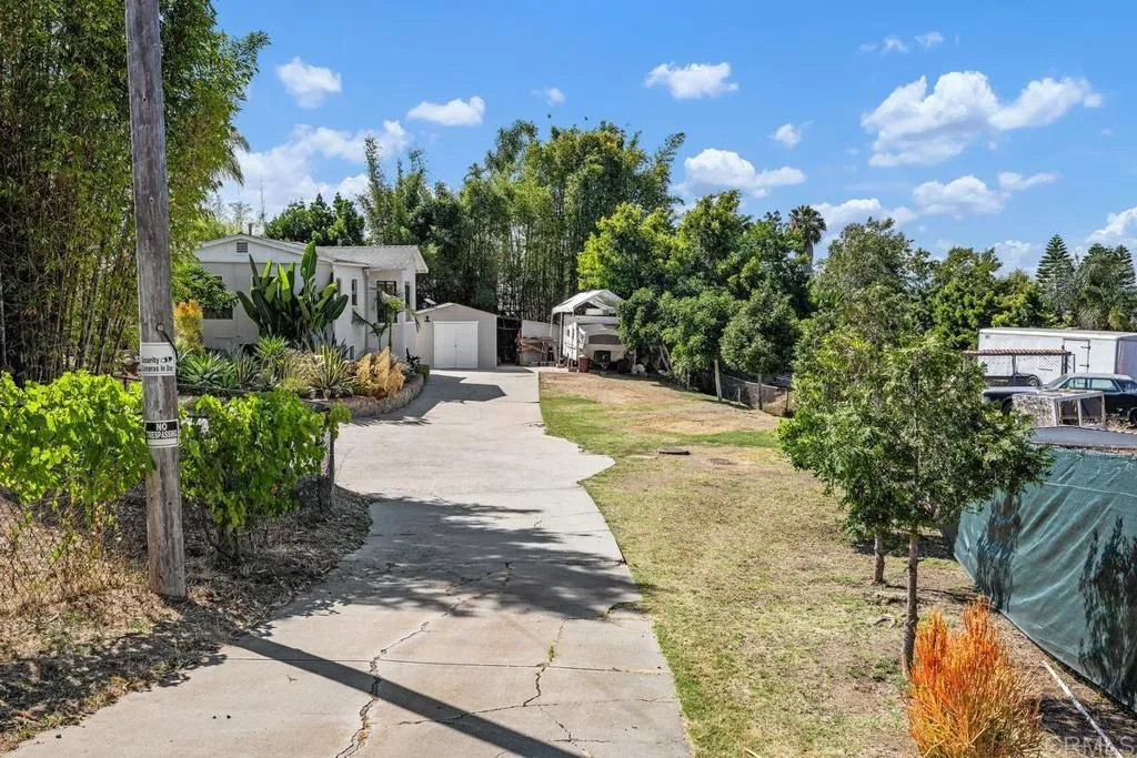 https://cdn.realtyfeed.com/cdn/127/306484980/5f454fc6163df3350ebbfd4aa36597e0.webp