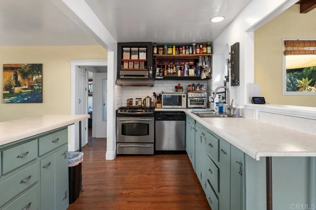https://cdn.realtyfeed.com/cdn/127/306484980/6964885d0343257c575cc8958d15bd16.webp
