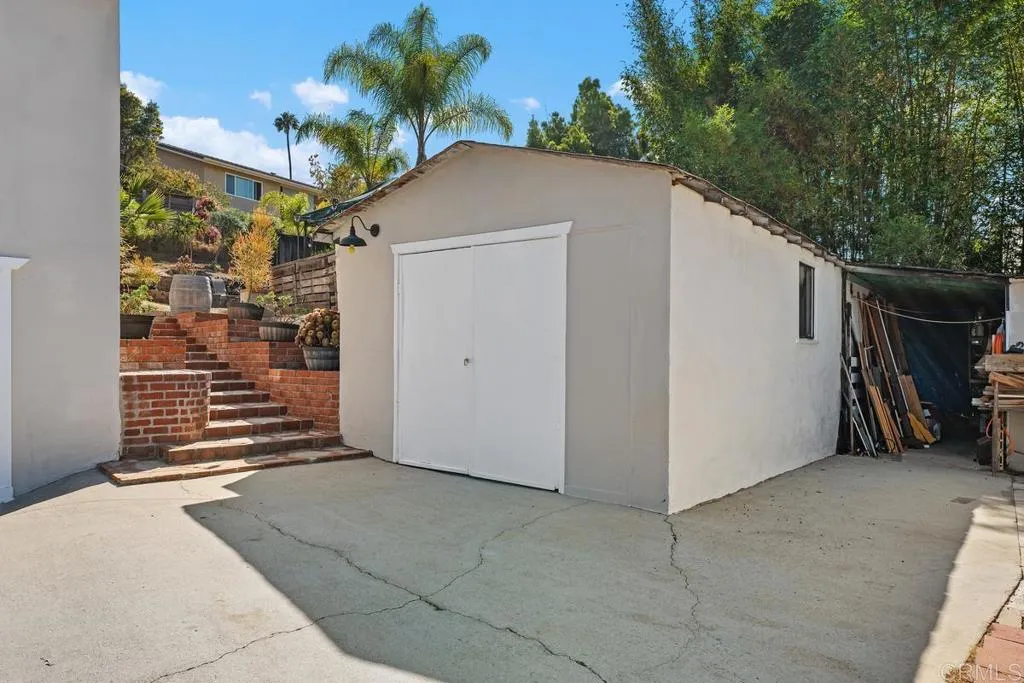 https://cdn.realtyfeed.com/cdn/127/306484980/84fb2f177277a8d50f5d19702527544c.webp
