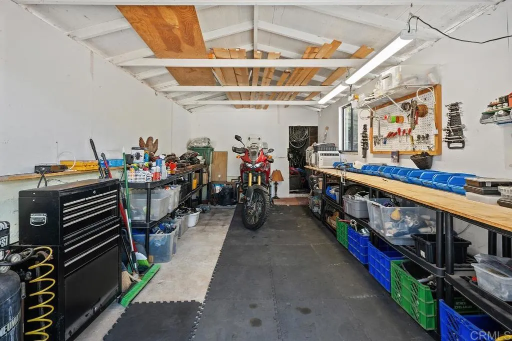 https://cdn.realtyfeed.com/cdn/127/306484980/bf35bab9e05d94bf60ea1848945fd4d8.webp