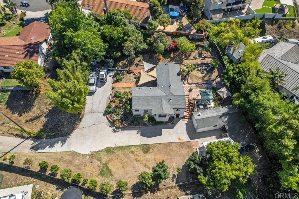 https://cdn.realtyfeed.com/cdn/127/306484980/cf95de2a7b1a2cb25f1f52b562776f4b.webp