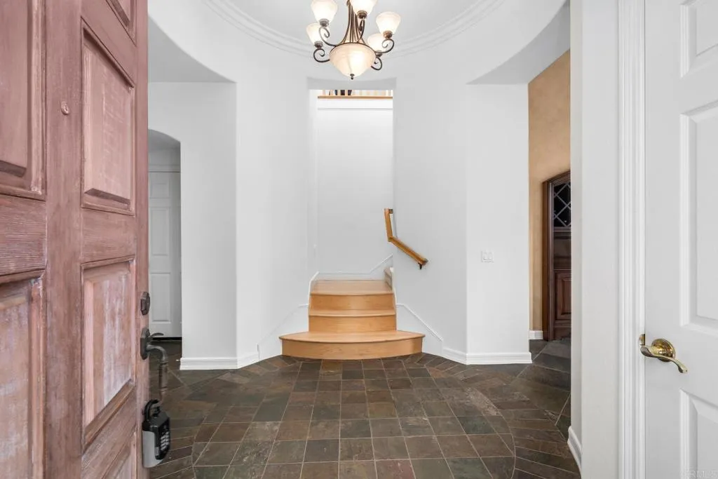 https://cdn.realtyfeed.com/cdn/127/306485061/15486686e6ab2daf669f4933c1a4b956.webp