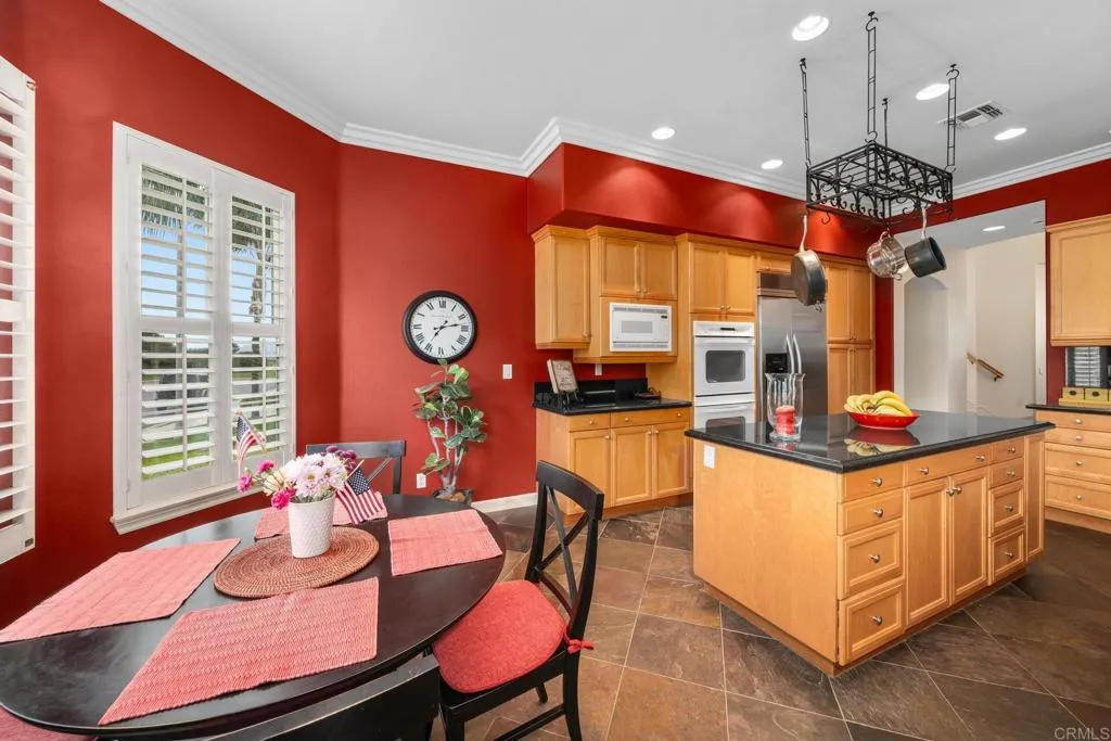 https://cdn.realtyfeed.com/cdn/127/306485061/4b9c46af937a132a60241cf54411b363.webp
