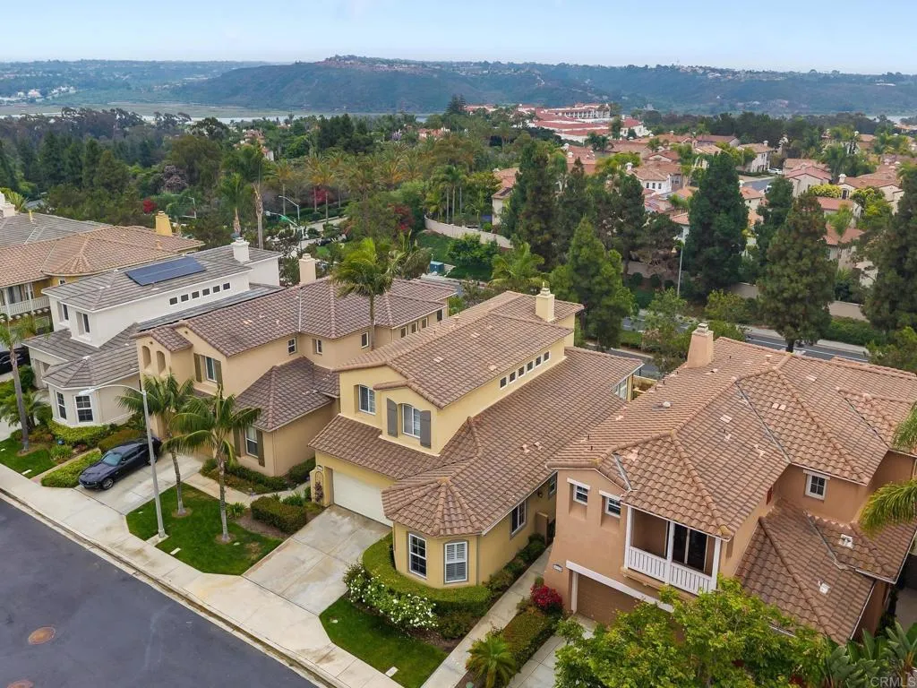 https://cdn.realtyfeed.com/cdn/127/306485061/74fe48363f578eeb502ab57b6a2cd3ac.webp