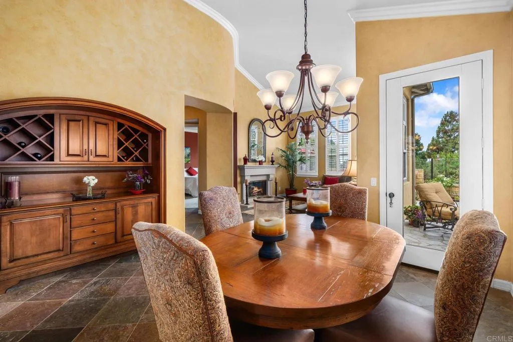 https://cdn.realtyfeed.com/cdn/127/306485061/92582eff2a9041ada98363a72f90c33e.webp