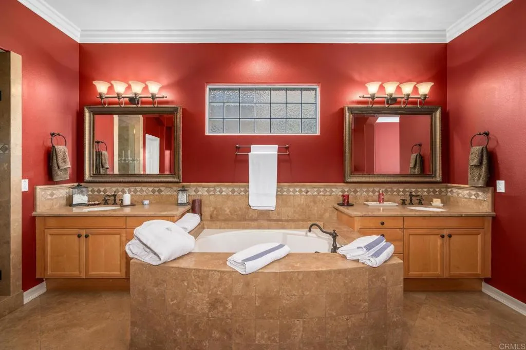 https://cdn.realtyfeed.com/cdn/127/306485061/b15b15f5a0ec1652131a636b5824a5cf.webp
