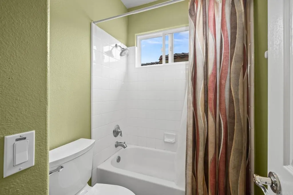 https://cdn.realtyfeed.com/cdn/127/306485061/ce35e77ab1db595ae667543b30c3ce61.webp