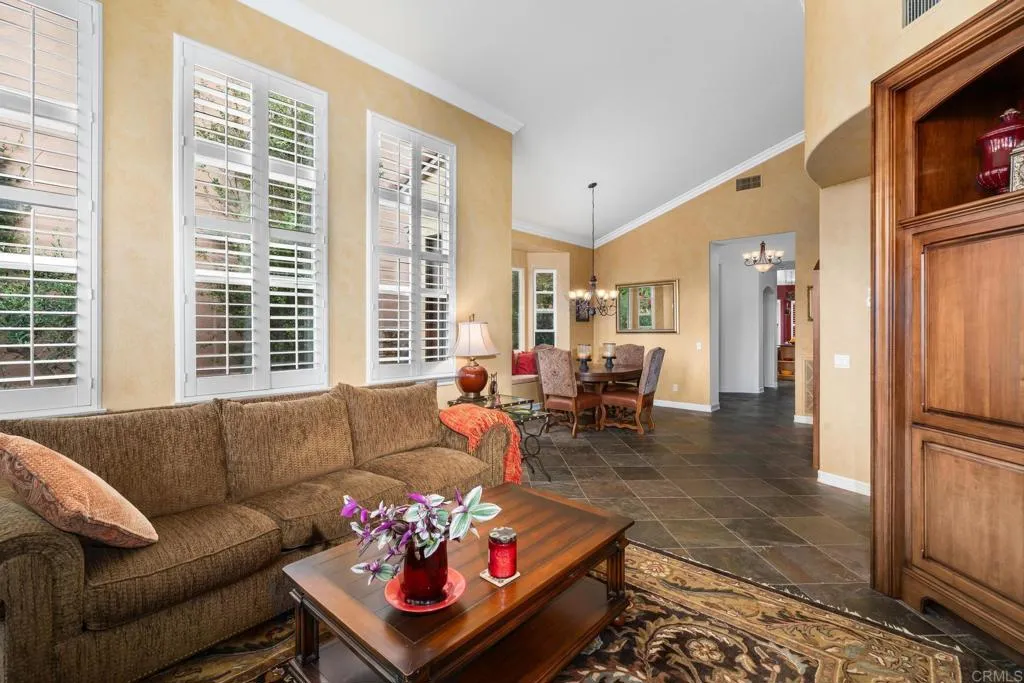 https://cdn.realtyfeed.com/cdn/127/306485061/fc9aac2b022fe69bd18c565585d8b22c.webp