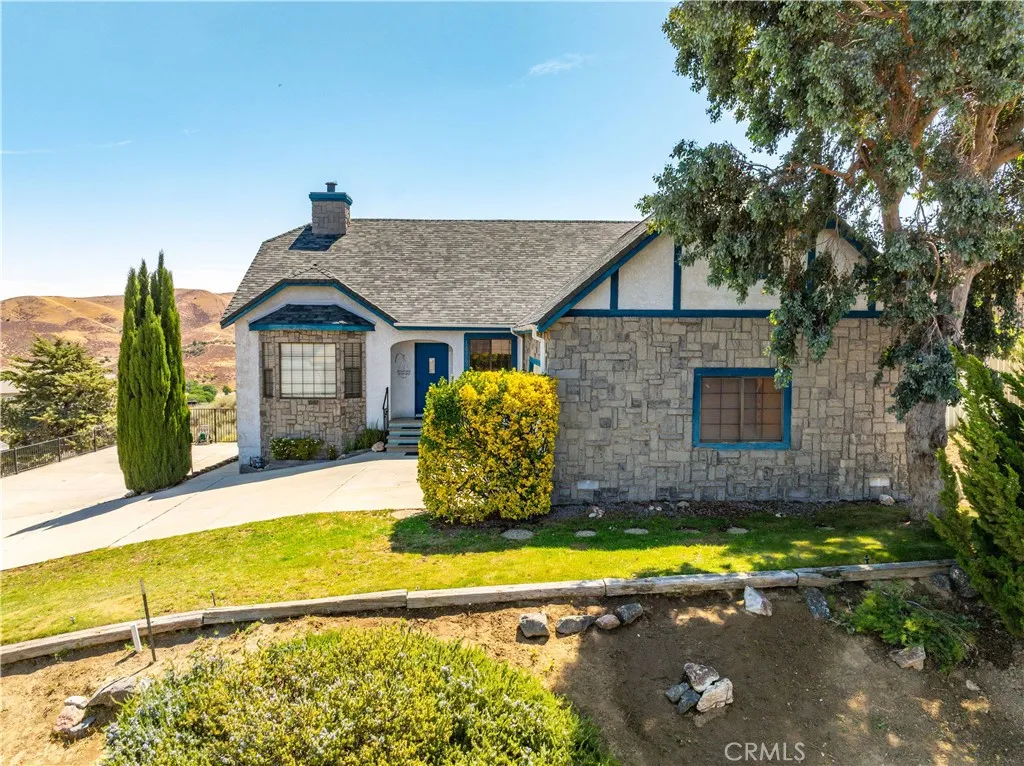 14747 Flintstone Drive, Lake Elizabeth, CA 93532 - Photo 2 of 40, Lake Elizabeth, CA