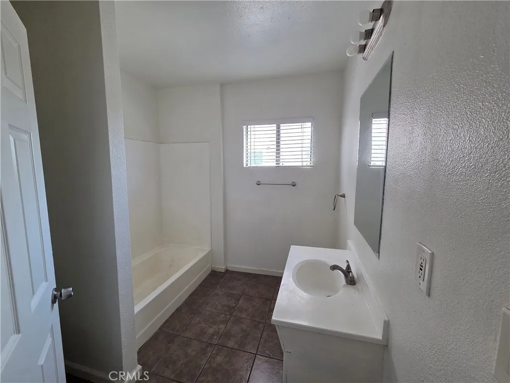 https://cdn.realtyfeed.com/cdn/127/306485153/f6785e2bc4054a8a915edde8badae6ba.webp