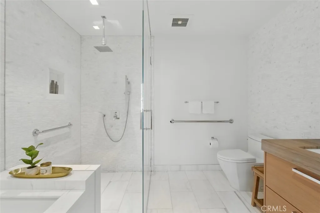 Photo #19: NP25151125 Listing: Photo #19