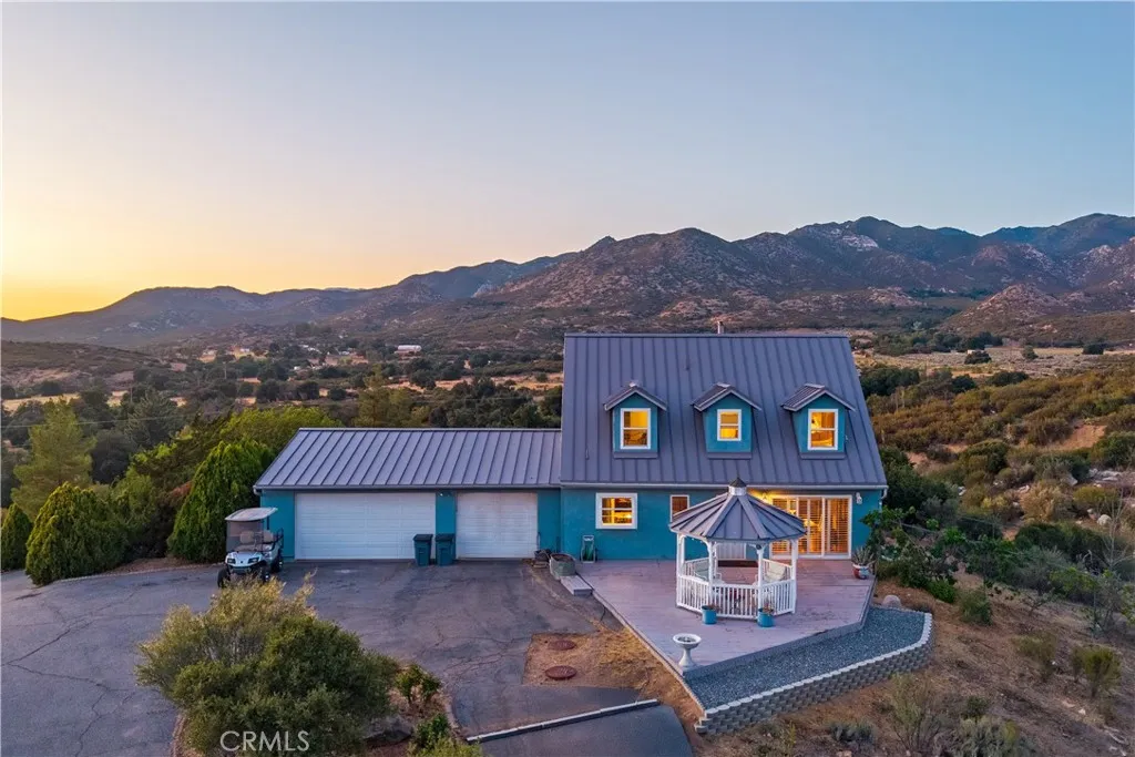 https://cdn.realtyfeed.com/cdn/127/306485180/9108d99341fadc49724a34b17462cece.webp