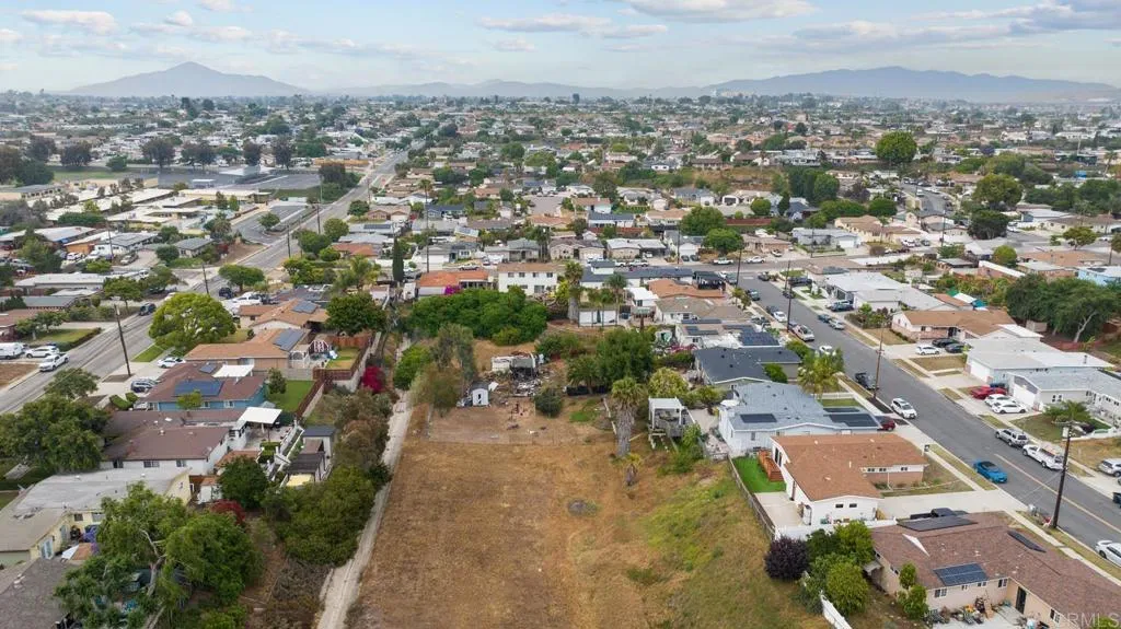 https://cdn.realtyfeed.com/cdn/127/306485315/86c4627f2417eafee4838130aa459853.webp