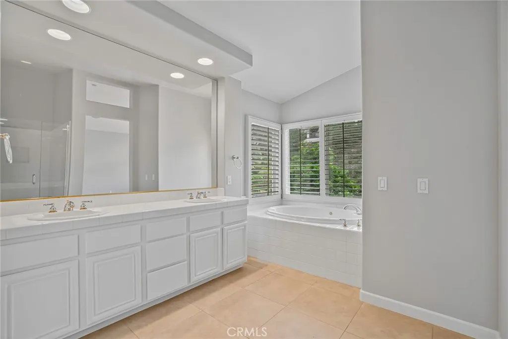 https://cdn.realtyfeed.com/cdn/127/306485570/446eb767c17929905d5c51dc201abe93.webp