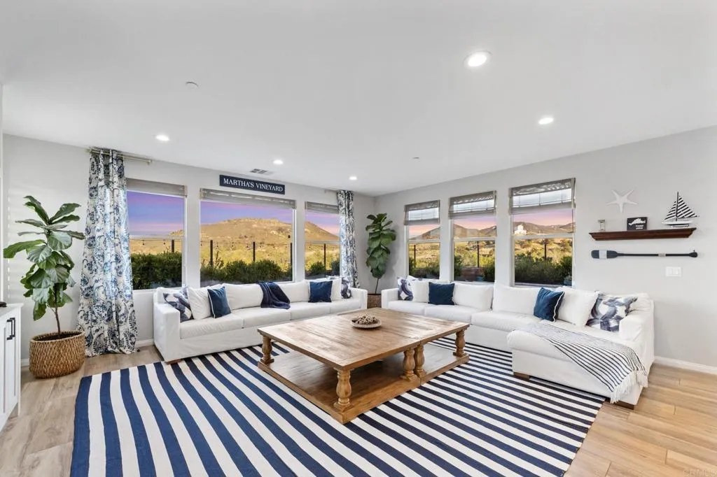 https://cdn.realtyfeed.com/cdn/127/306486029/1b2e8eba4f4dd2f5f8c264dd2e3f6f65.webp