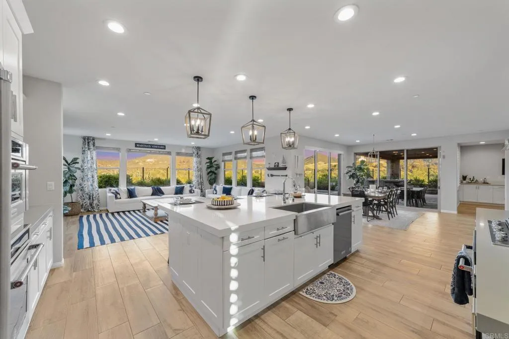 https://cdn.realtyfeed.com/cdn/127/306486029/6c65dc8287914e657a3241cb1f983214.webp