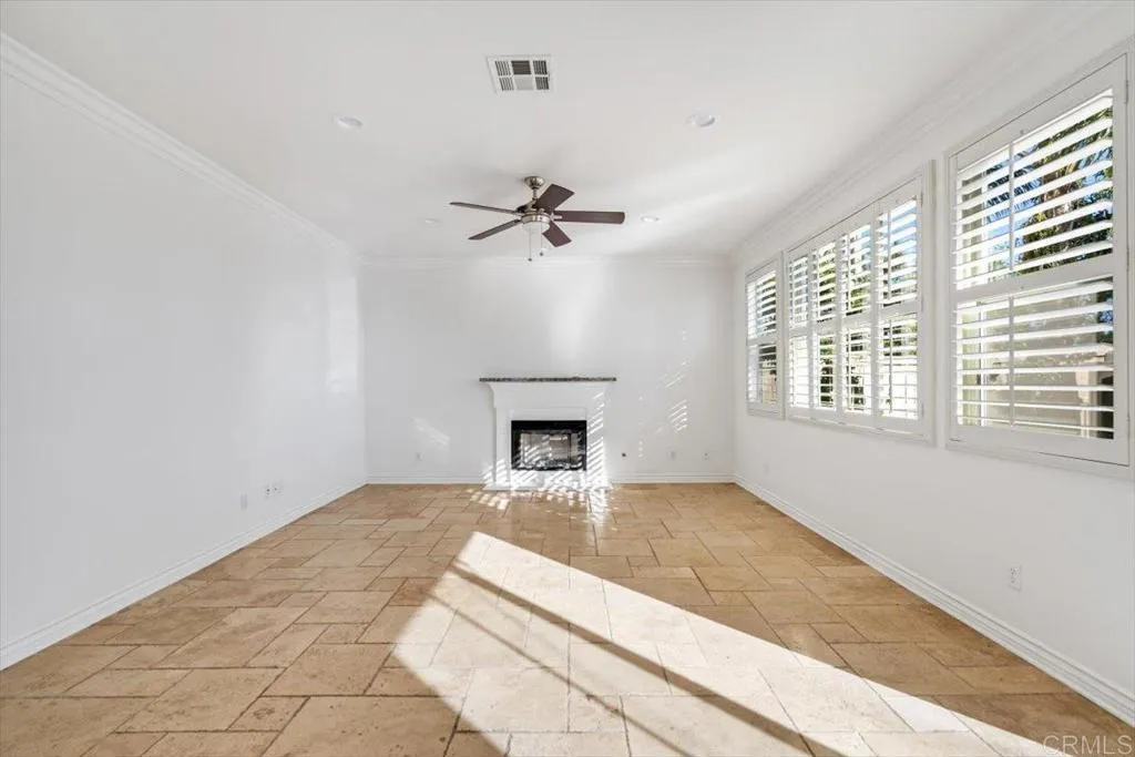 https://cdn.realtyfeed.com/cdn/127/306486065/5fb30187d87dc396c40c28d5964d47e2.webp