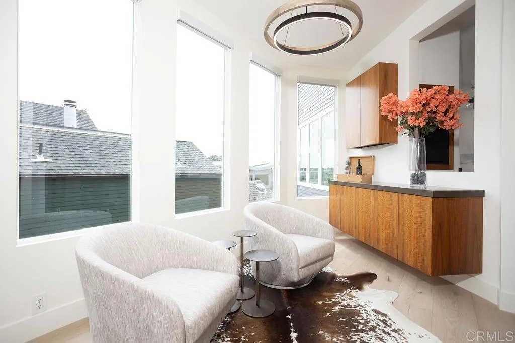 https://cdn.realtyfeed.com/cdn/127/306486069/69848ee3c608557f3215fd110f130b41.webp