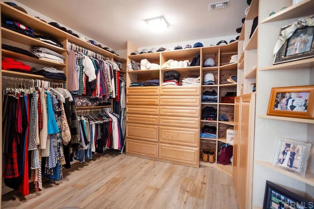 https://cdn.realtyfeed.com/cdn/127/306486069/878c741df6aa08b4c3ec977be8f496a9.webp