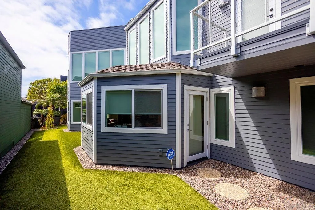 https://cdn.realtyfeed.com/cdn/127/306486069/9fdc516603a05232ebbd3b889dd85086.webp