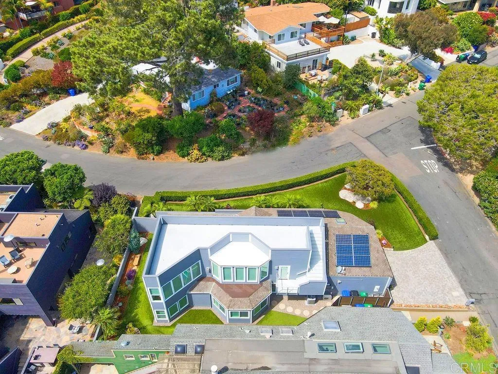 https://cdn.realtyfeed.com/cdn/127/306486069/f3694ef5dc24eb577022cc7419539f80.webp