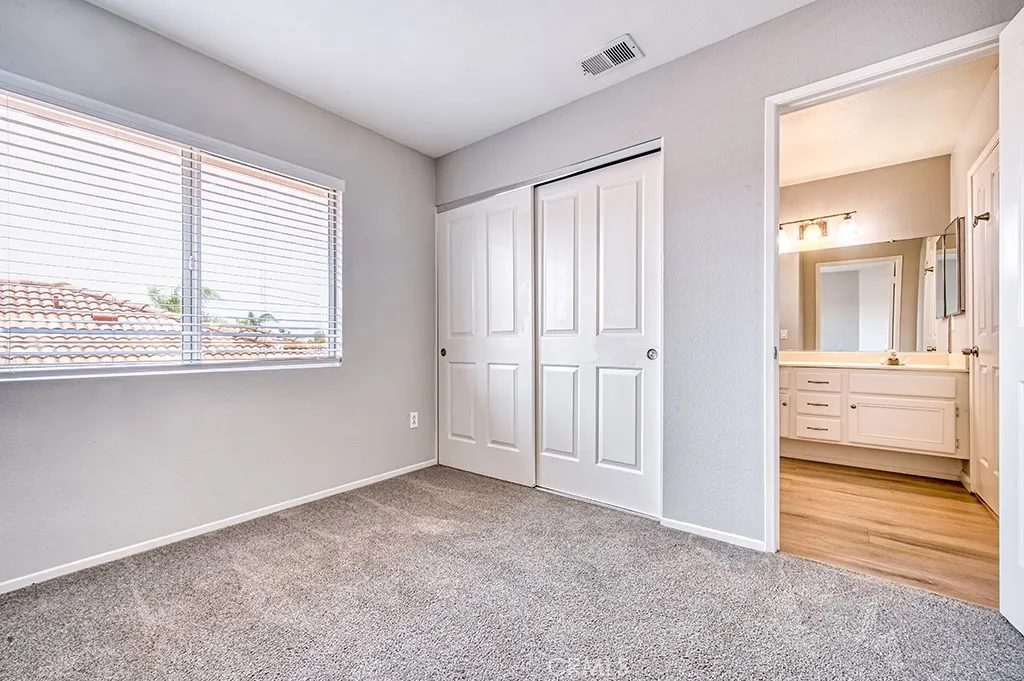 https://cdn.realtyfeed.com/cdn/127/306486123/ed435f07fb0c9736e51268e8922e46ad.webp