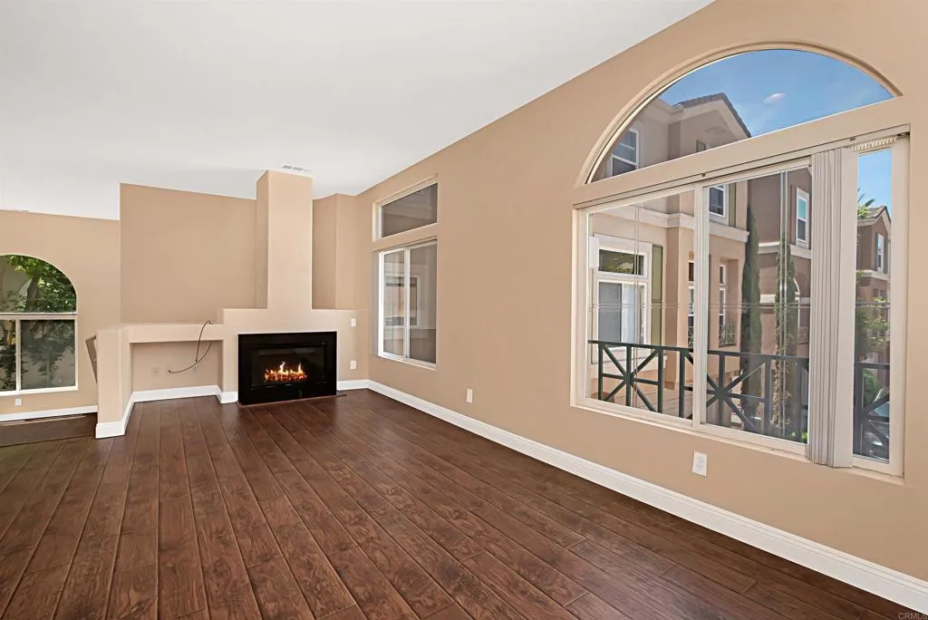 https://cdn.realtyfeed.com/cdn/127/306486212/9b62e638dc7600176a01d27a7ebeb127.webp