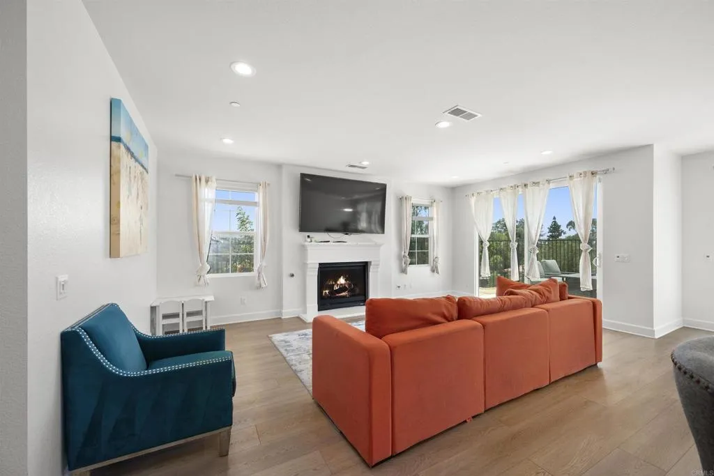 https://cdn.realtyfeed.com/cdn/127/306486215/2cd210e62a1eb13f84f8966709d6a9c5.webp