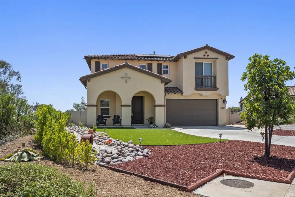 https://cdn.realtyfeed.com/cdn/127/306486215/797a958a55af1a2ffdf6b8cdf17b47e5.webp