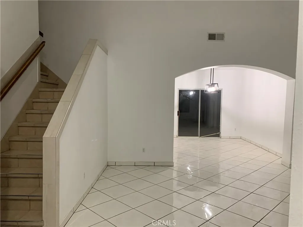 8242 Ventura Canyon Avenue, Panorama City, CA 91402 - Photo 5 of 10, Panorama City, CA