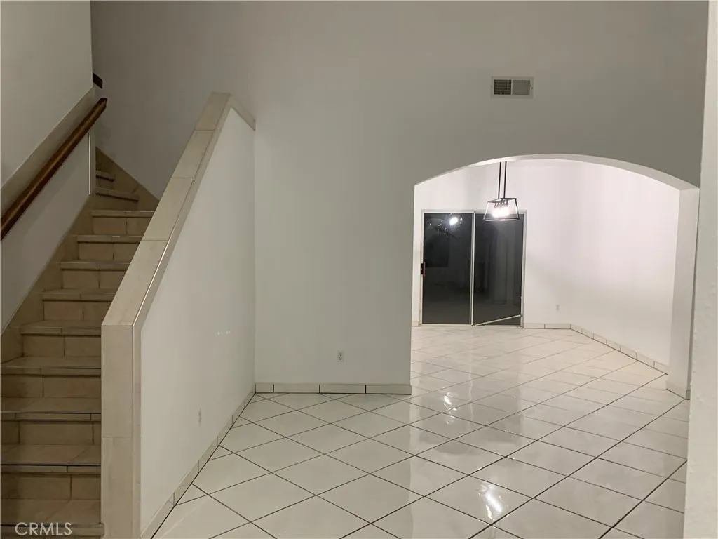 8242 Ventura Canyon Avenue, Panorama City, CA 91402 - Photo 5 of 10, Panorama City, CA