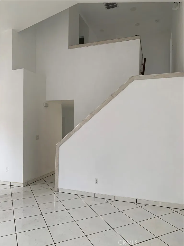 8242 Ventura Canyon Avenue, Panorama City, CA 91402 - Photo 3 of 10, Panorama City, CA