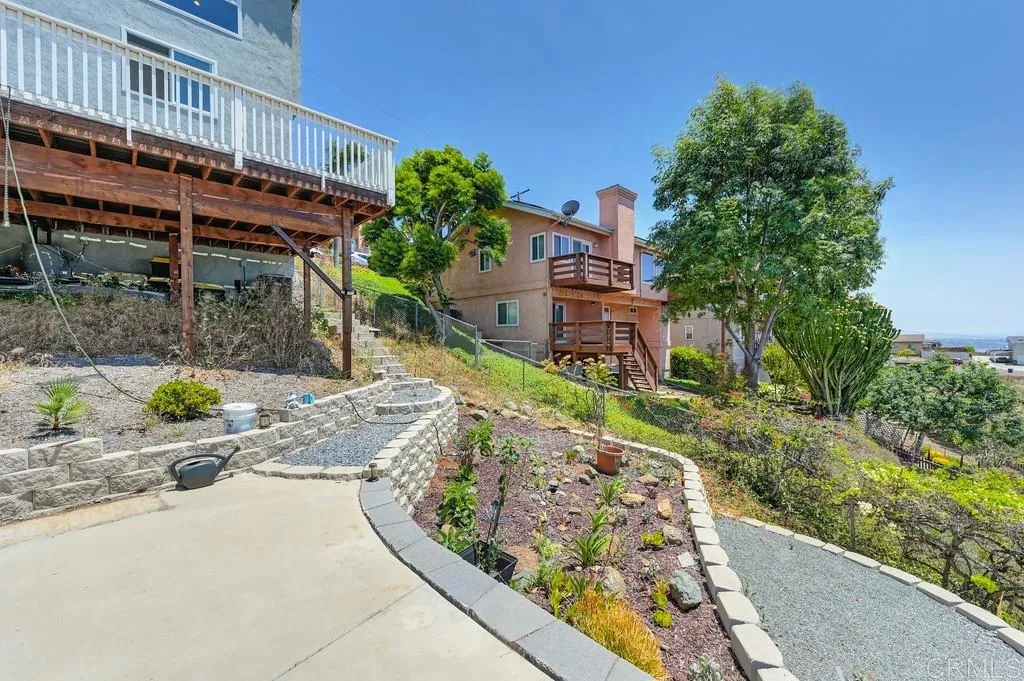 https://cdn.realtyfeed.com/cdn/127/306486326/6adcd4bb2983eb34e4e0c5216bde5e72.webp