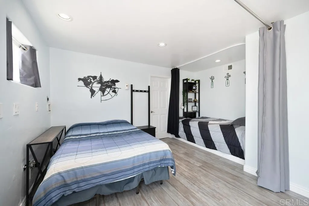 https://cdn.realtyfeed.com/cdn/127/306486326/8ceea86f64fb42ff84e403fed672158f.webp