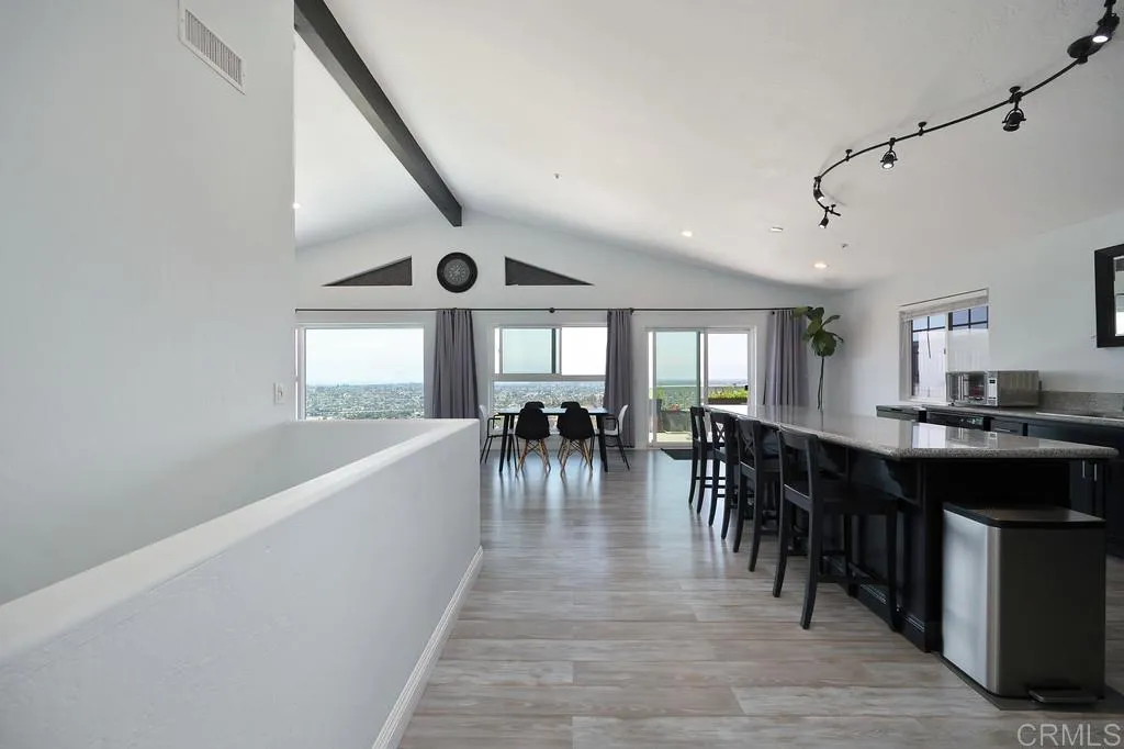 https://cdn.realtyfeed.com/cdn/127/306486326/c70a9a2ebebbff59132564e13194926a.webp