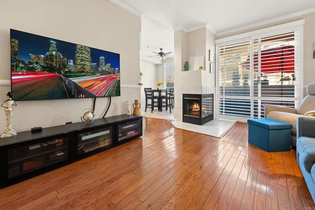 https://cdn.realtyfeed.com/cdn/127/306486397/21fc8192bdf69184f9e0d4a69ed2c8d0.webp