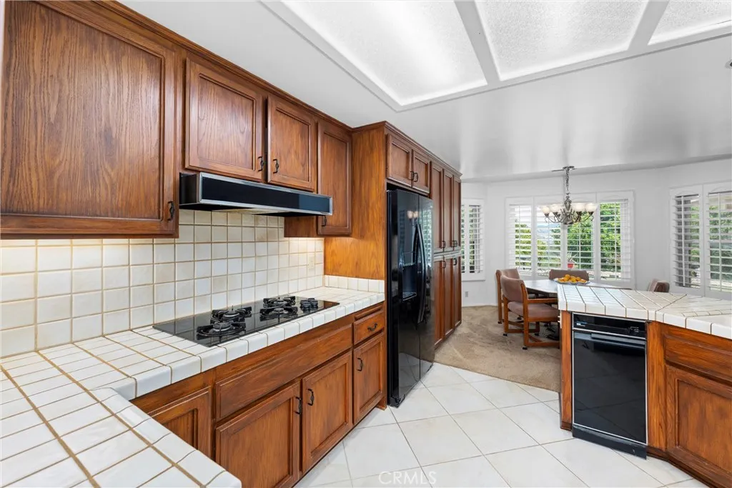 https://cdn.realtyfeed.com/cdn/127/306486568/695aaf781259044e67e0b8e818586c02.webp