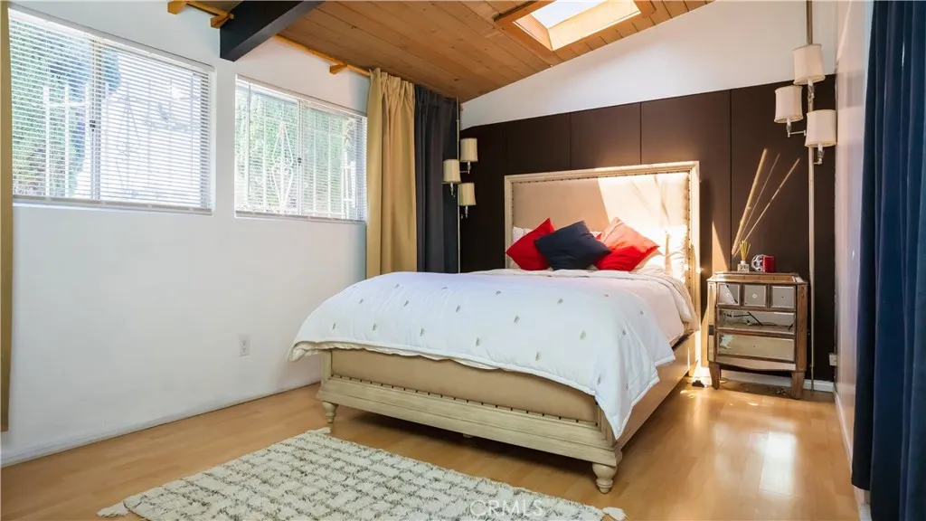 https://cdn.realtyfeed.com/cdn/127/306486659/b5d345cfeaf54d5b3f741aa485f4aed1.webp