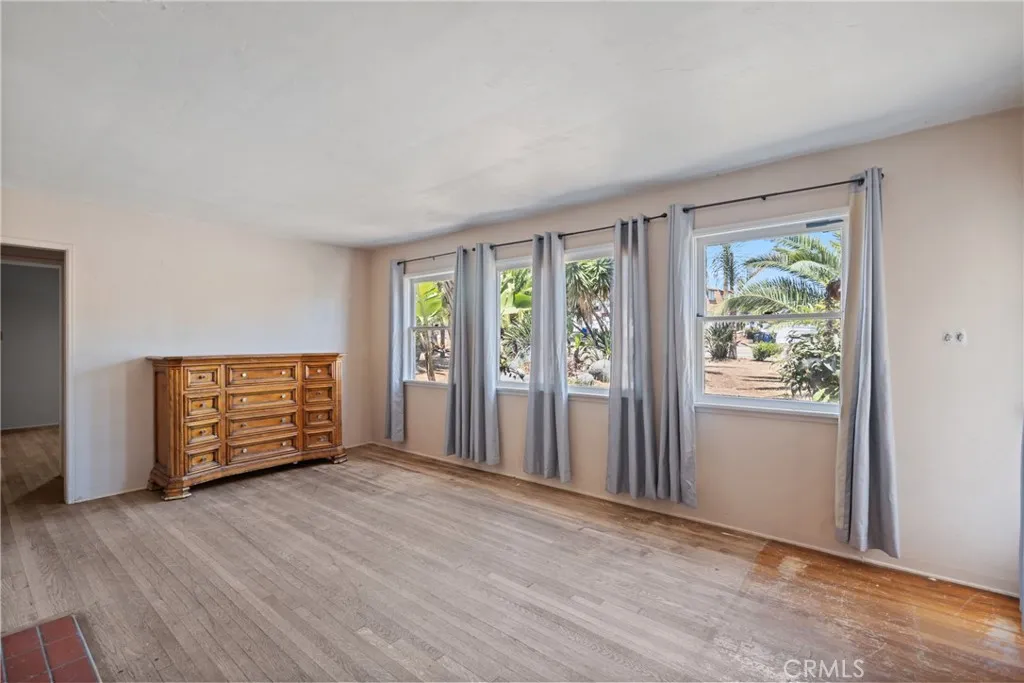 https://cdn.realtyfeed.com/cdn/127/306486676/9ac15b5dac1c45ffd6b3c4326e4dd0ae.webp
