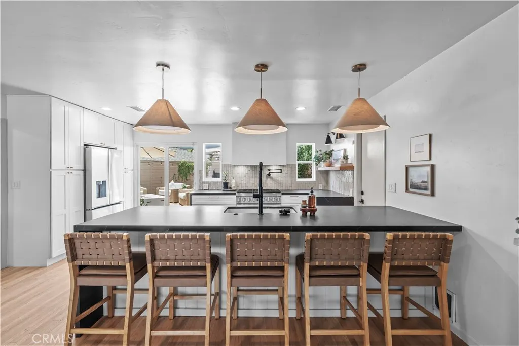 https://cdn.realtyfeed.com/cdn/127/306486707/99bf06cac78c3afd9527937191488edb.webp