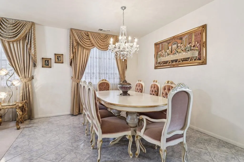 https://cdn.realtyfeed.com/cdn/127/306486892/3077276ba6470aeb043275335ccf7798.webp