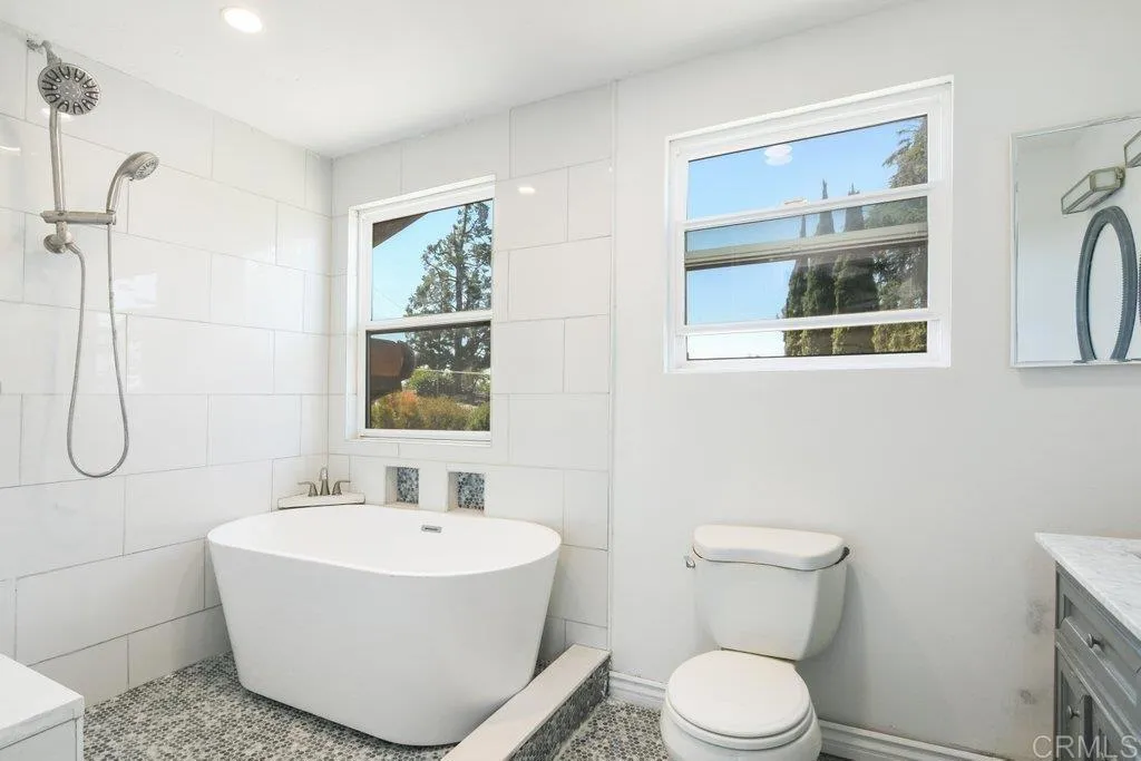 https://cdn.realtyfeed.com/cdn/127/306486957/784b7aa23f64db1183185f5ecb52d821.webp