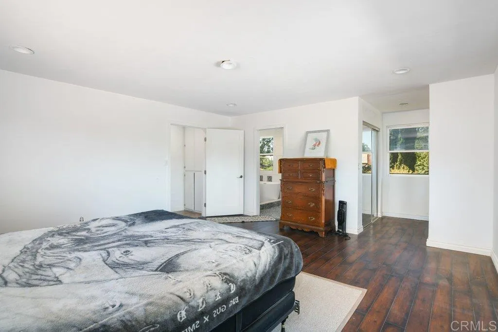 https://cdn.realtyfeed.com/cdn/127/306486957/859fce974c4e8c20f797f3e4203ae31e.webp