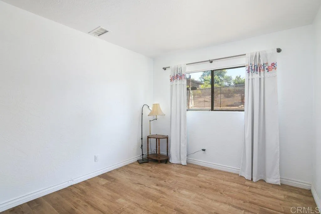 https://cdn.realtyfeed.com/cdn/127/306486957/a5ee491be0d992d62bff972cc231bfcd.webp